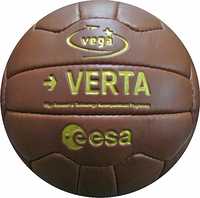 Retro Fußball aus Kunstleder